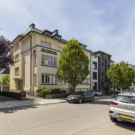 Elegant 1br Retreat With Patio Near Kirchberg *