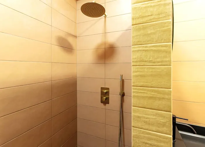 Apartment Elegant 1br Retreat With Patio Near Kirchberg