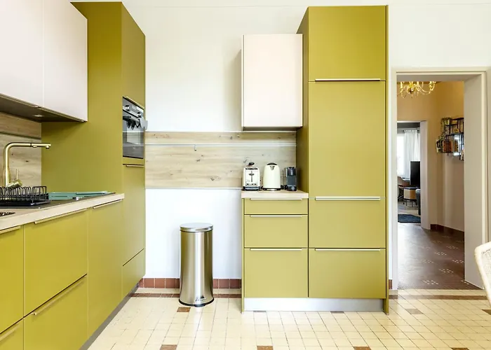 Apartamento Elegant 1br Retreat With Patio Near Kirchberg